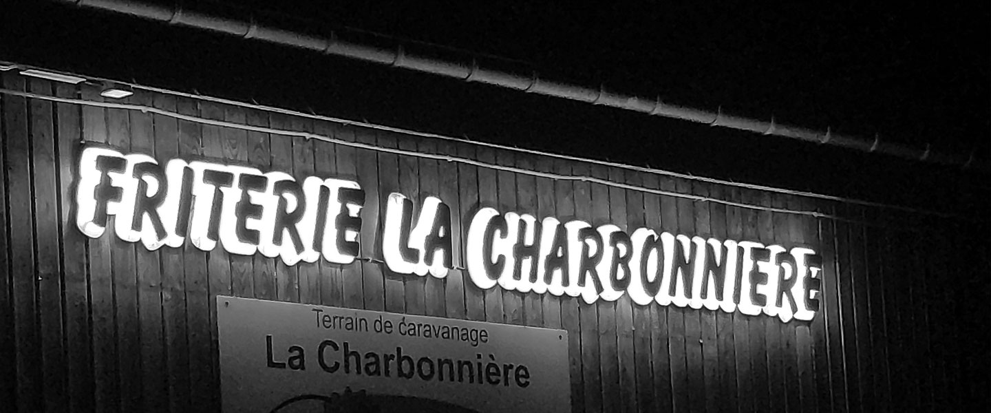 Friterie à l'entrée du camping